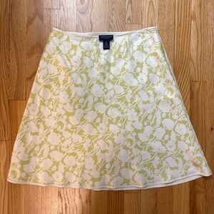 Anne Taylor 100% Silk Lined Green and White Floral Skirt 8P